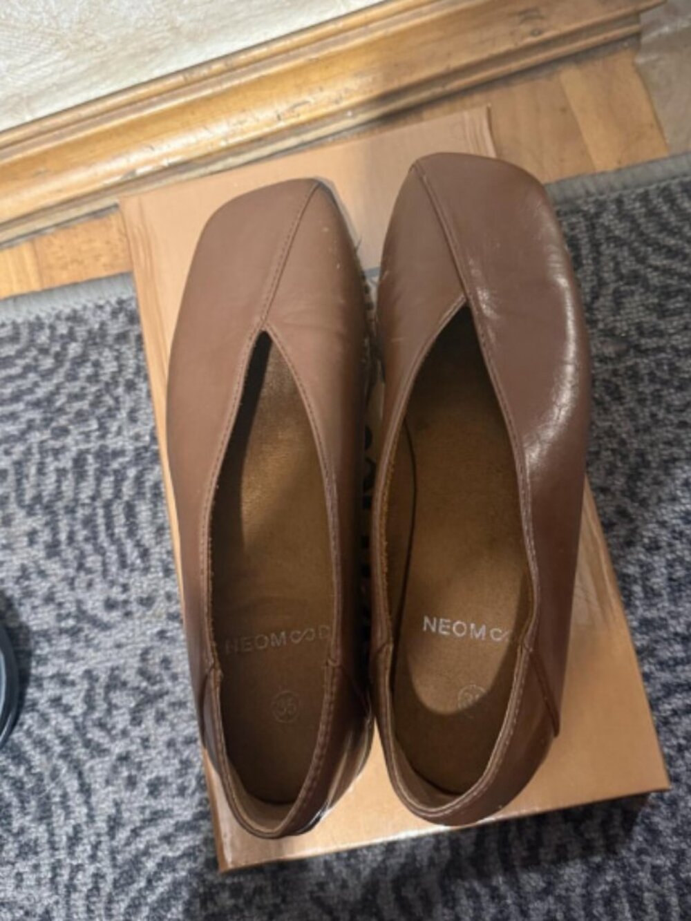 ballet flats